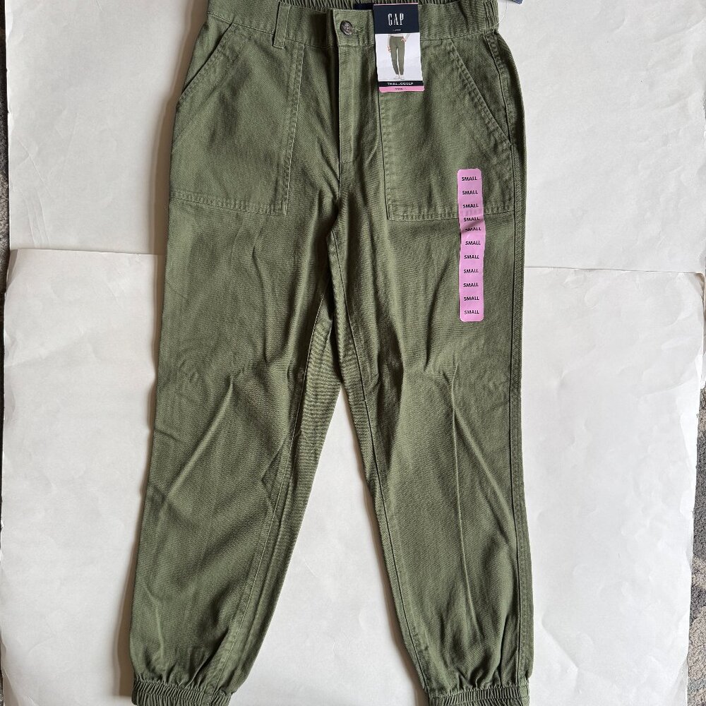 Women's Gap Twill Flat Front Jogger Four Leaf Clover Green Cotton Lyocell Blend - Picture 2 of 4